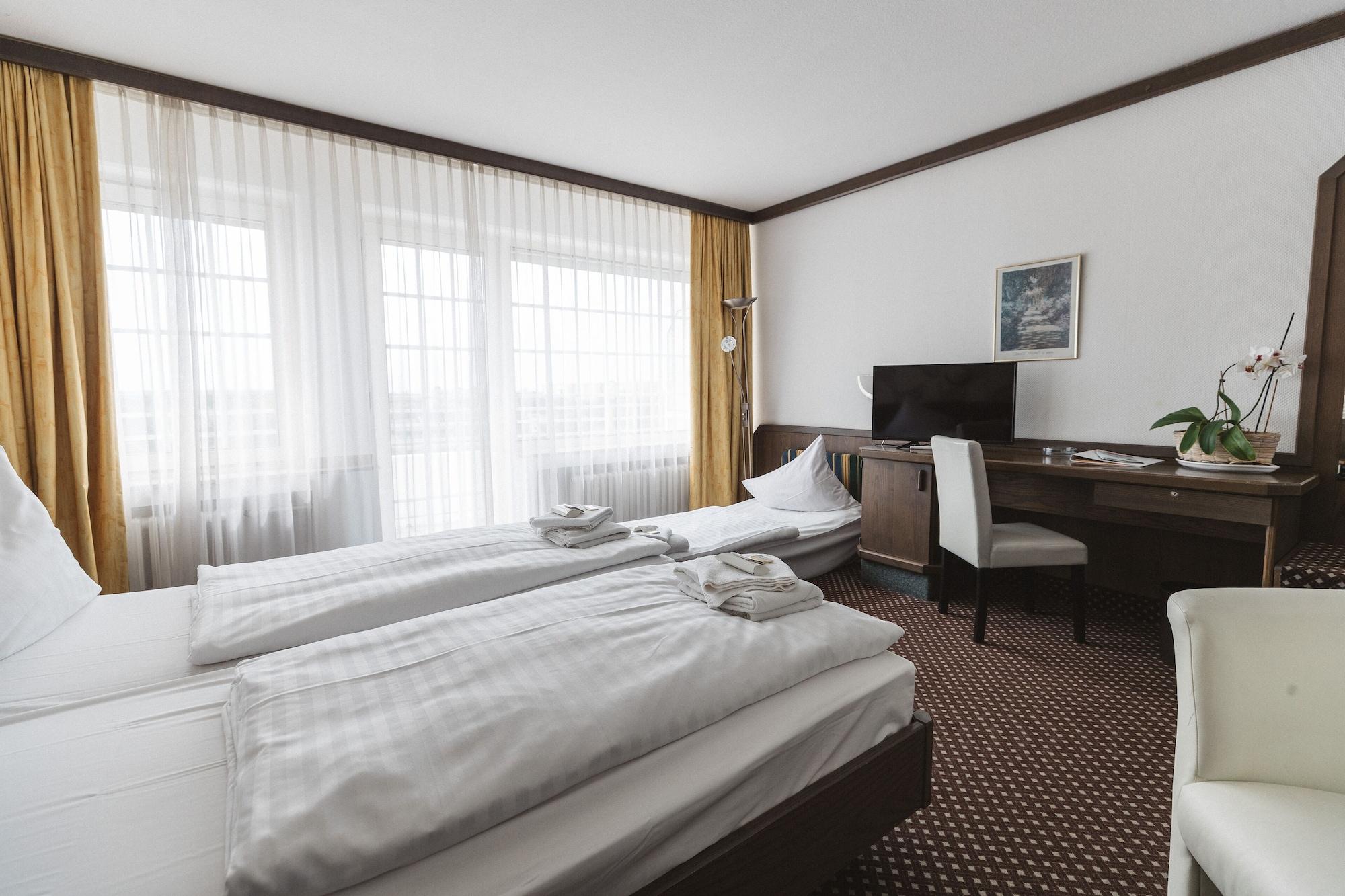 Terminal Hotel Koeln Ngoại thất bức ảnh