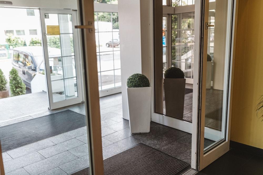 Terminal Hotel Koeln Ngoại thất bức ảnh