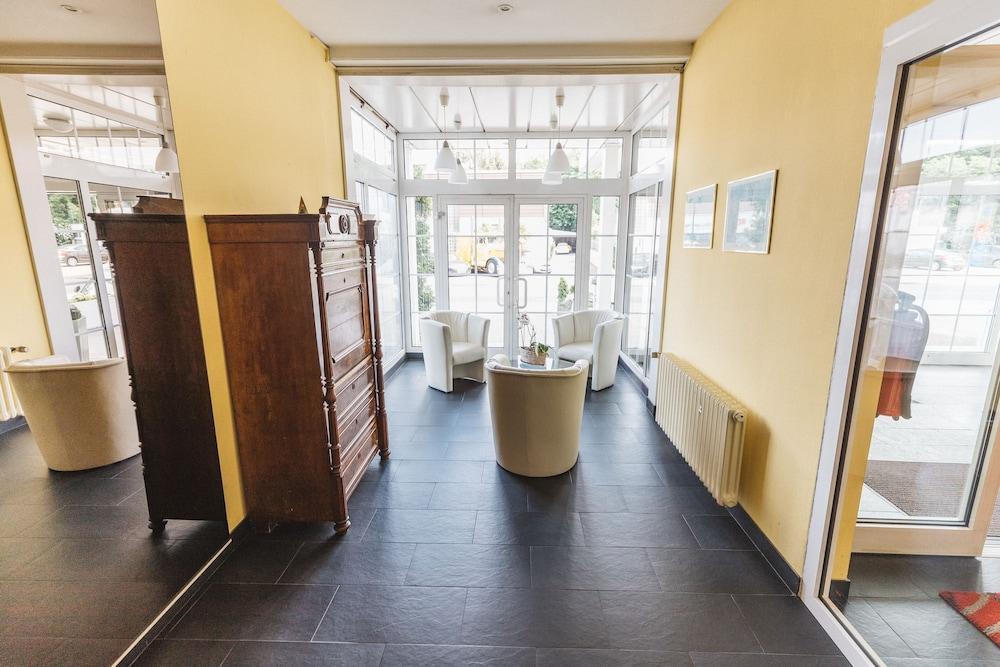 Terminal Hotel Koeln Ngoại thất bức ảnh
