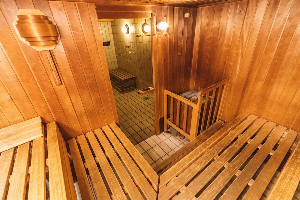 Terminal Hotel Koeln Ngoại thất bức ảnh
