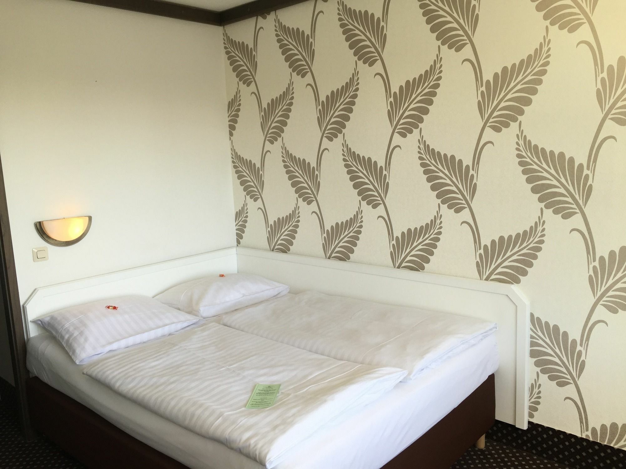 Terminal Hotel Koeln Ngoại thất bức ảnh